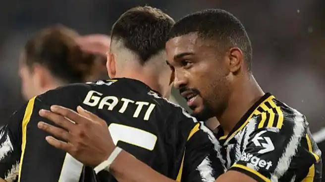 西班牙队引发争议！，巴特勒官方宣布大比分获胜新规再创辉煌时刻的简单介绍